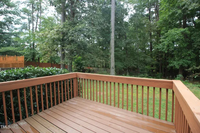 $1,995 | 405 High Holborn Court, Apex, NC 27502