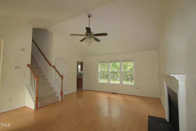 $1,995 | 405 High Holborn Court, Apex, NC 27502