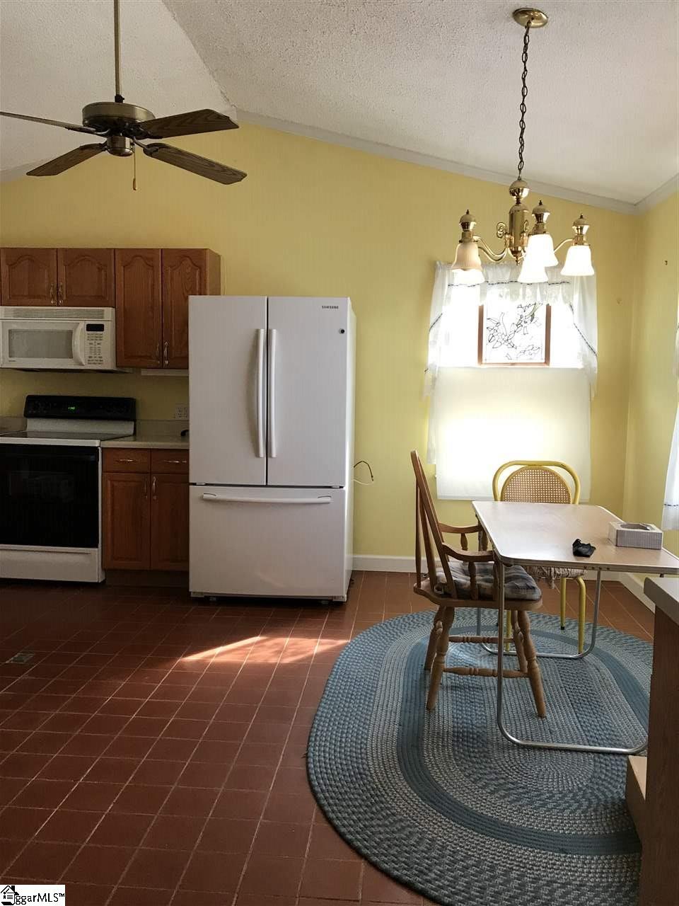 691 State Rd S-42-1850 Inman, SC 29349 - Photo 11 of 22