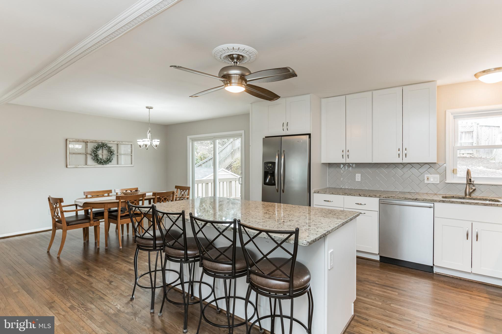 8630 Kerry Lane Springfield, VA 22152 - Photo 14 of 33 Gallery Image 14