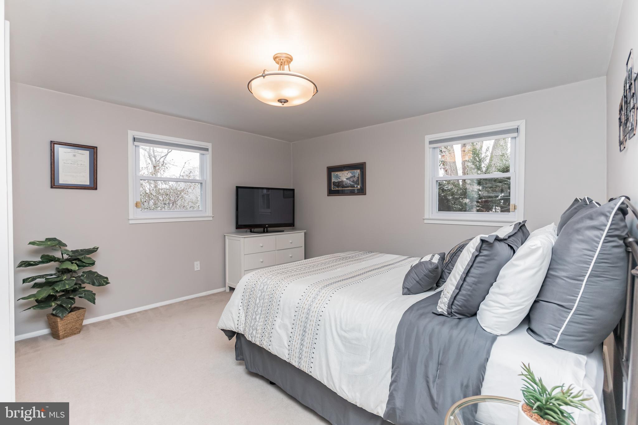 8630 Kerry Lane Springfield, VA 22152 - Photo 21 of 33 Gallery Image 21