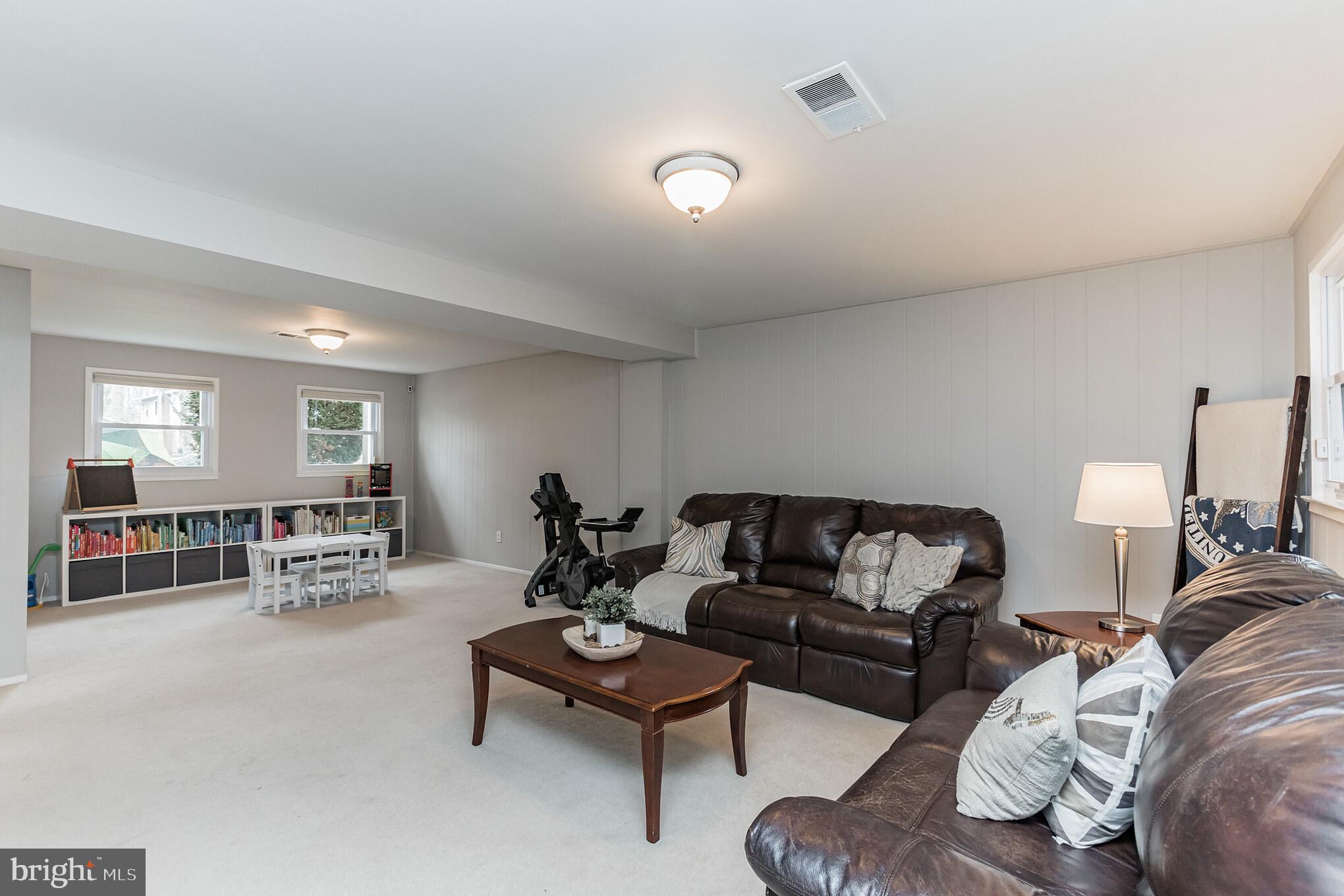 8630 Kerry Lane Springfield, VA 22152 - Photo 27 of 33 Gallery Image 27