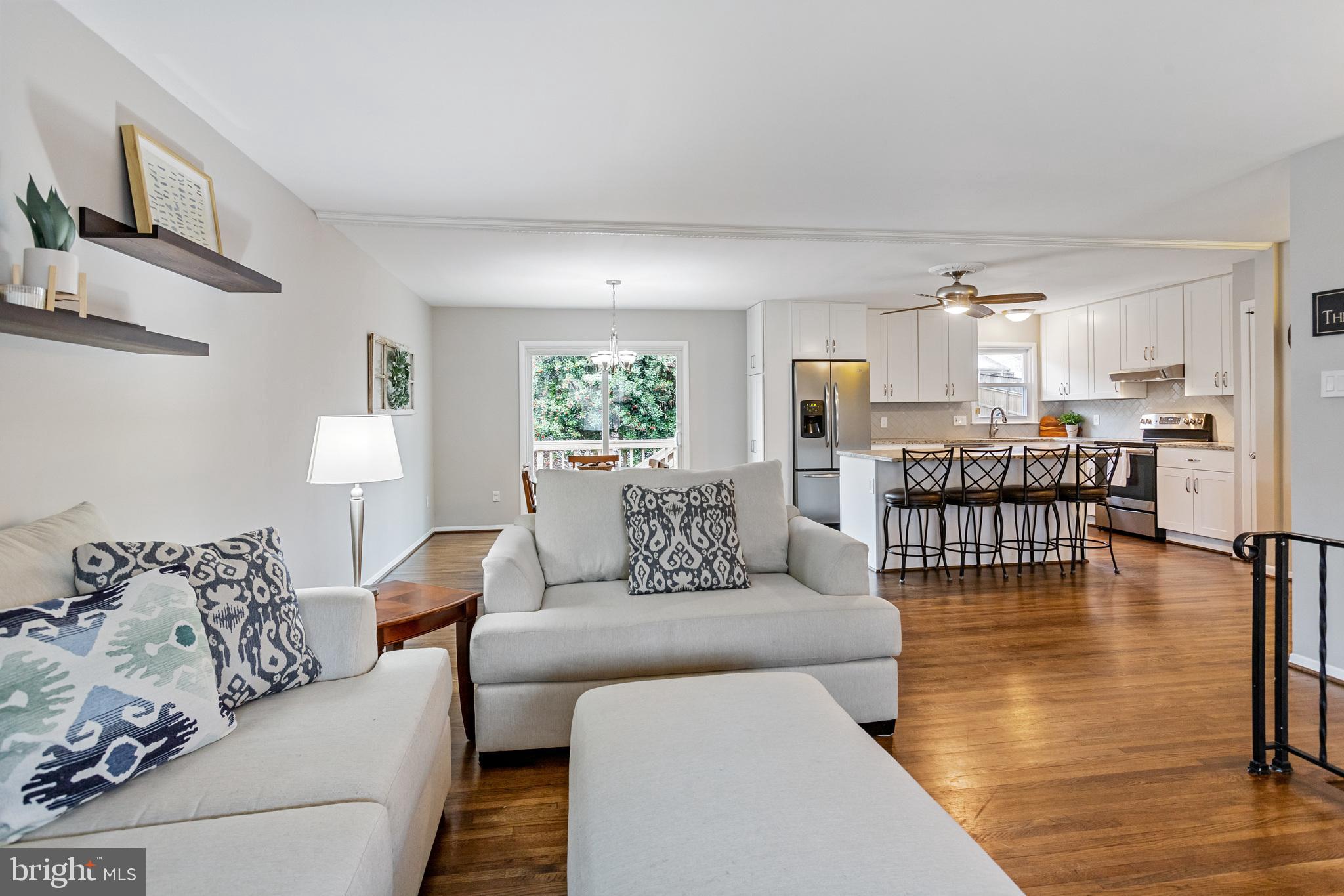 8630 Kerry Lane Springfield, VA 22152 - Photo 6 of 33 Gallery Image 6