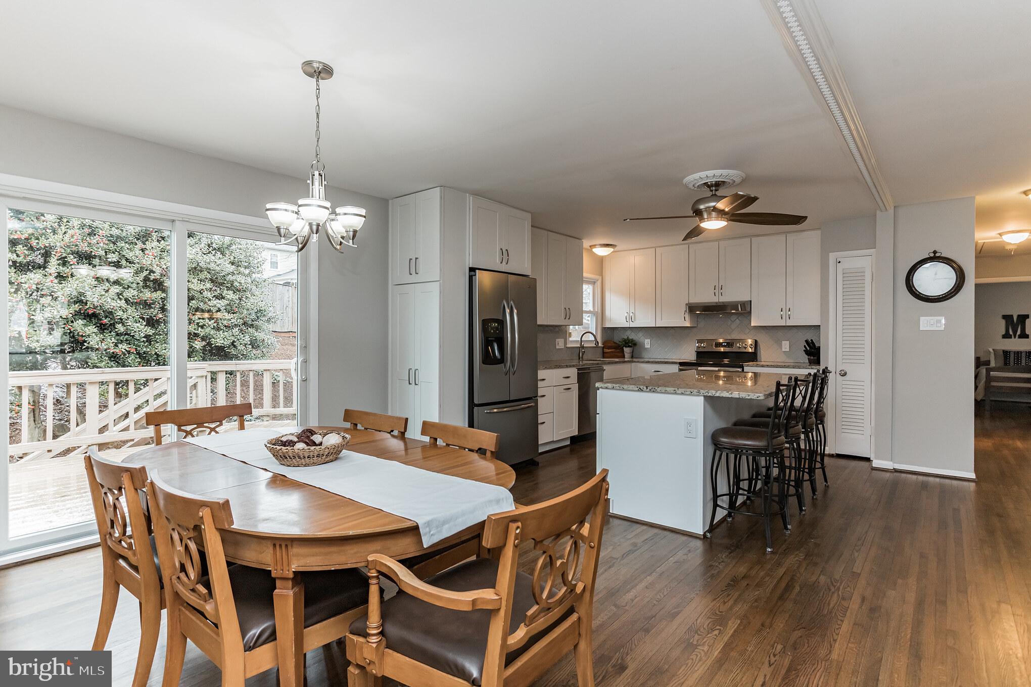 8630 Kerry Lane Springfield, VA 22152 - Photo 8 of 33 Gallery Image 8