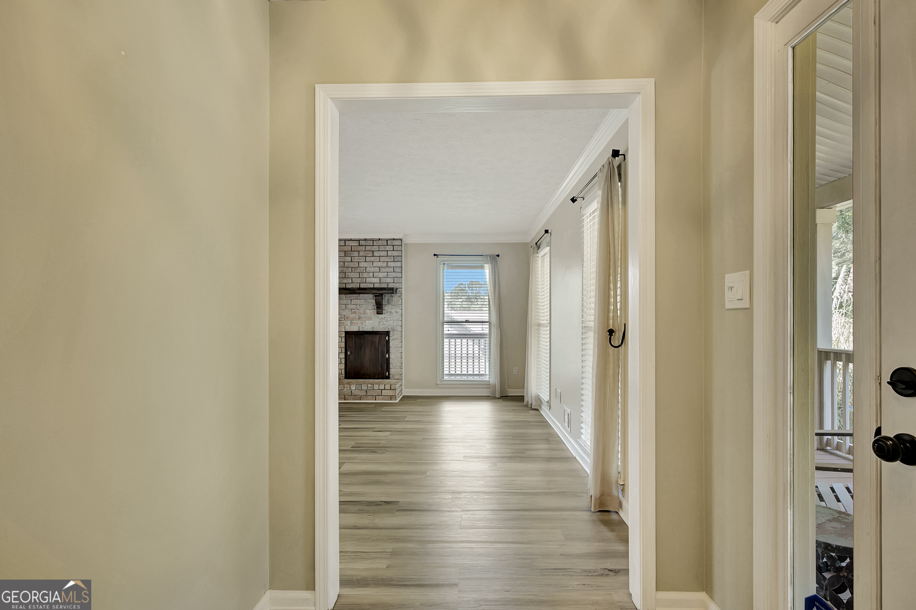 300 Briarwood Road Tyrone, GA 30290 - Photo 8 of 107