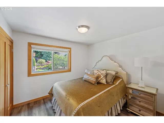 $575,000 | 2460 Stephanie Lane, North Bend, OR 97459