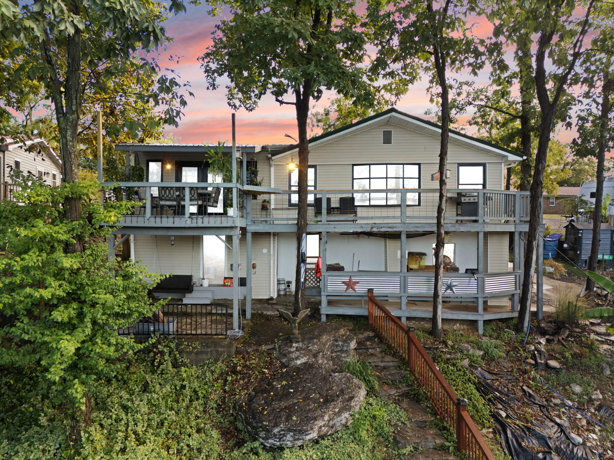 340 Lakeview Point Road Harrodsburg, KY 40330 - Photo 2 of 85 71-web-or-mls-DJI_20250925090420_0030_D