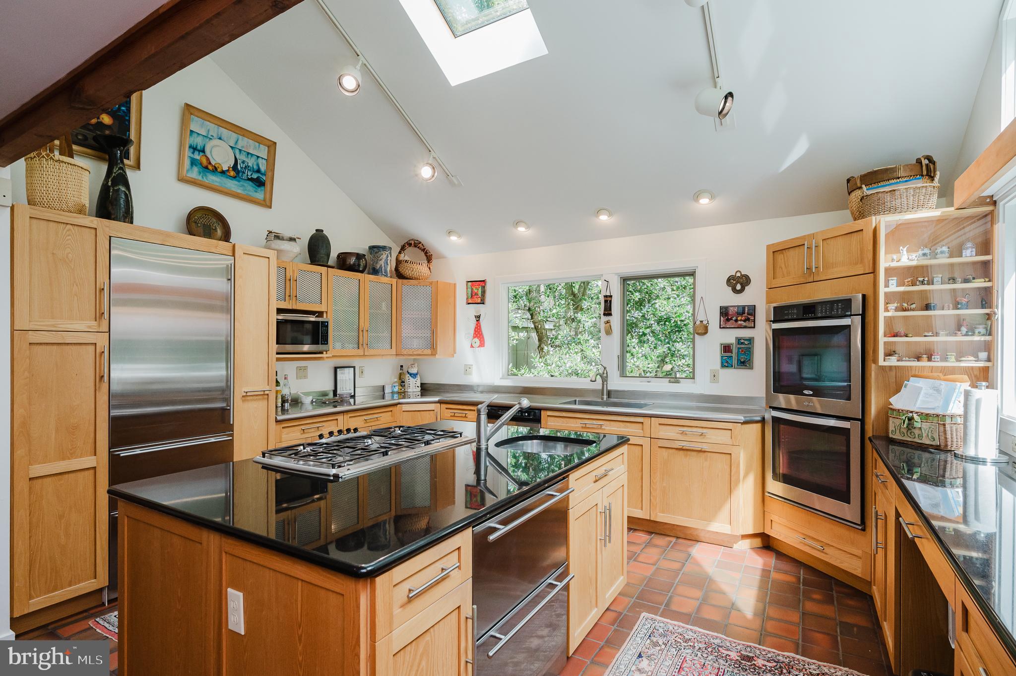 6010 Fork Woods Road Baldwin, MD 21013 - Photo 17 of 65 Wonderful counter space