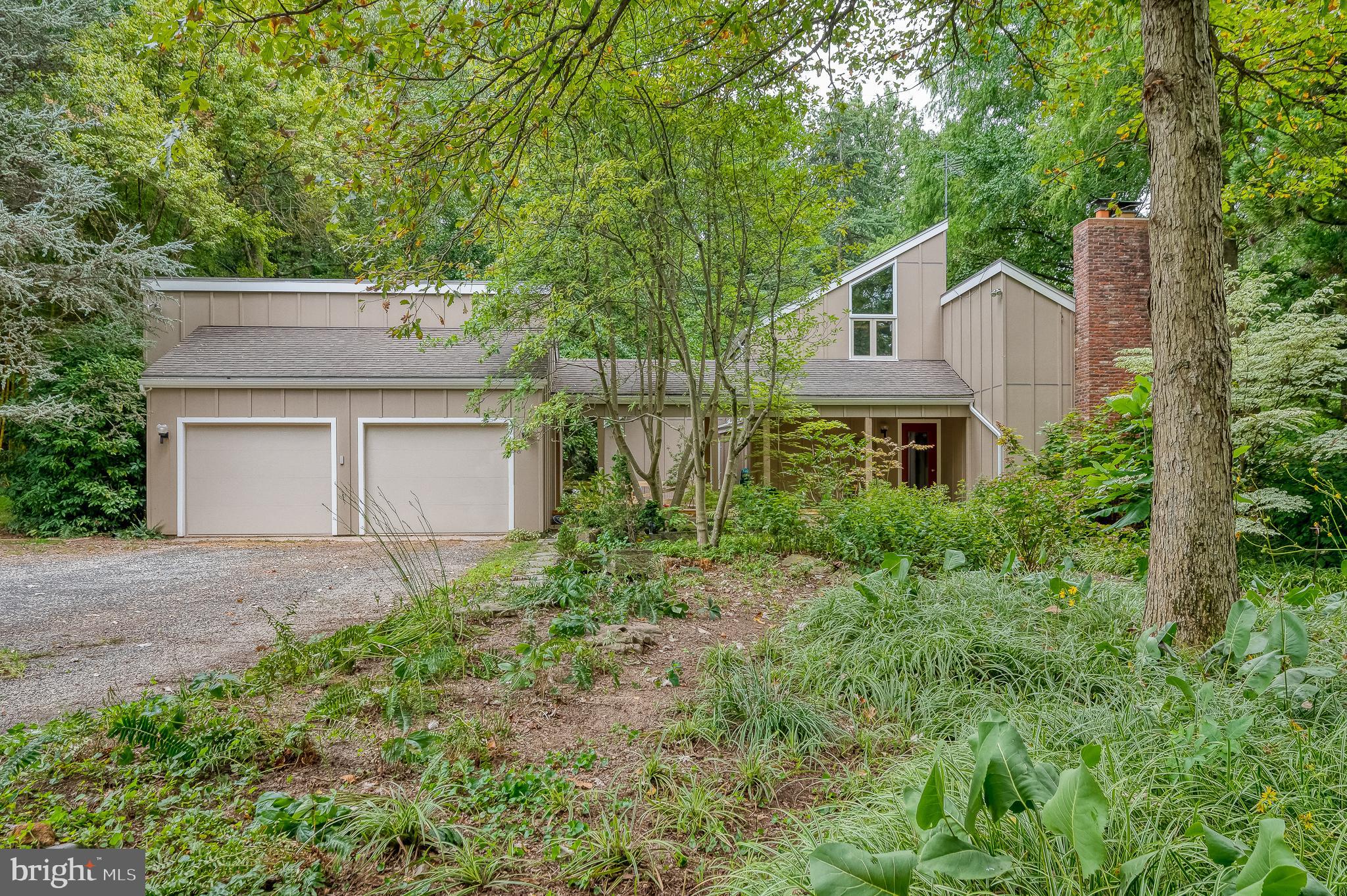 6010 Fork Woods Road Baldwin, MD 21013 - Photo 65 of 65 2 car garage w/ undercover access to house