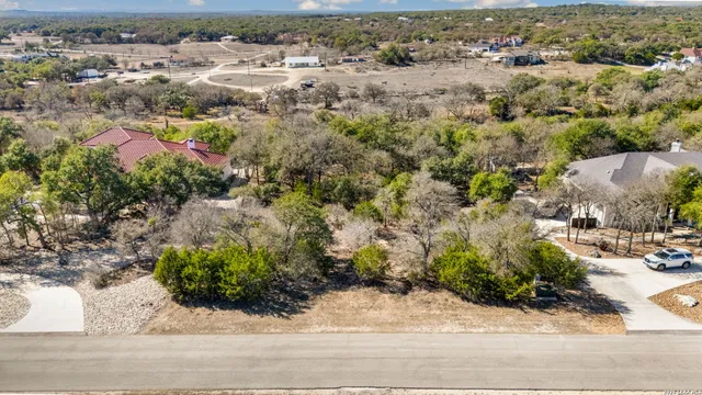 $200,000 | 335 Rittimann Road, Spring Branch, TX 78070