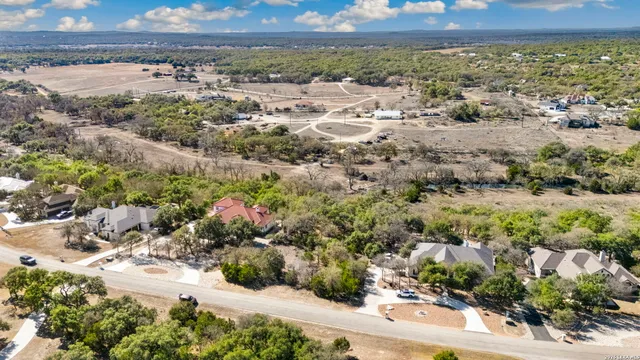 $200,000 | 335 Rittimann Road, Spring Branch, TX 78070