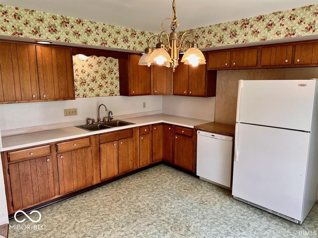 805 East Cooper Road Muncie, IN 47303 - Photo 15 of 33 Gallery Image 15