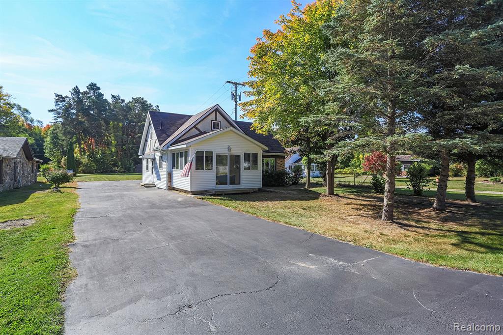 3151 Krafft Road Fort Gratiot, MI 48059 - Photo 23 of 29 Gallery Image 23