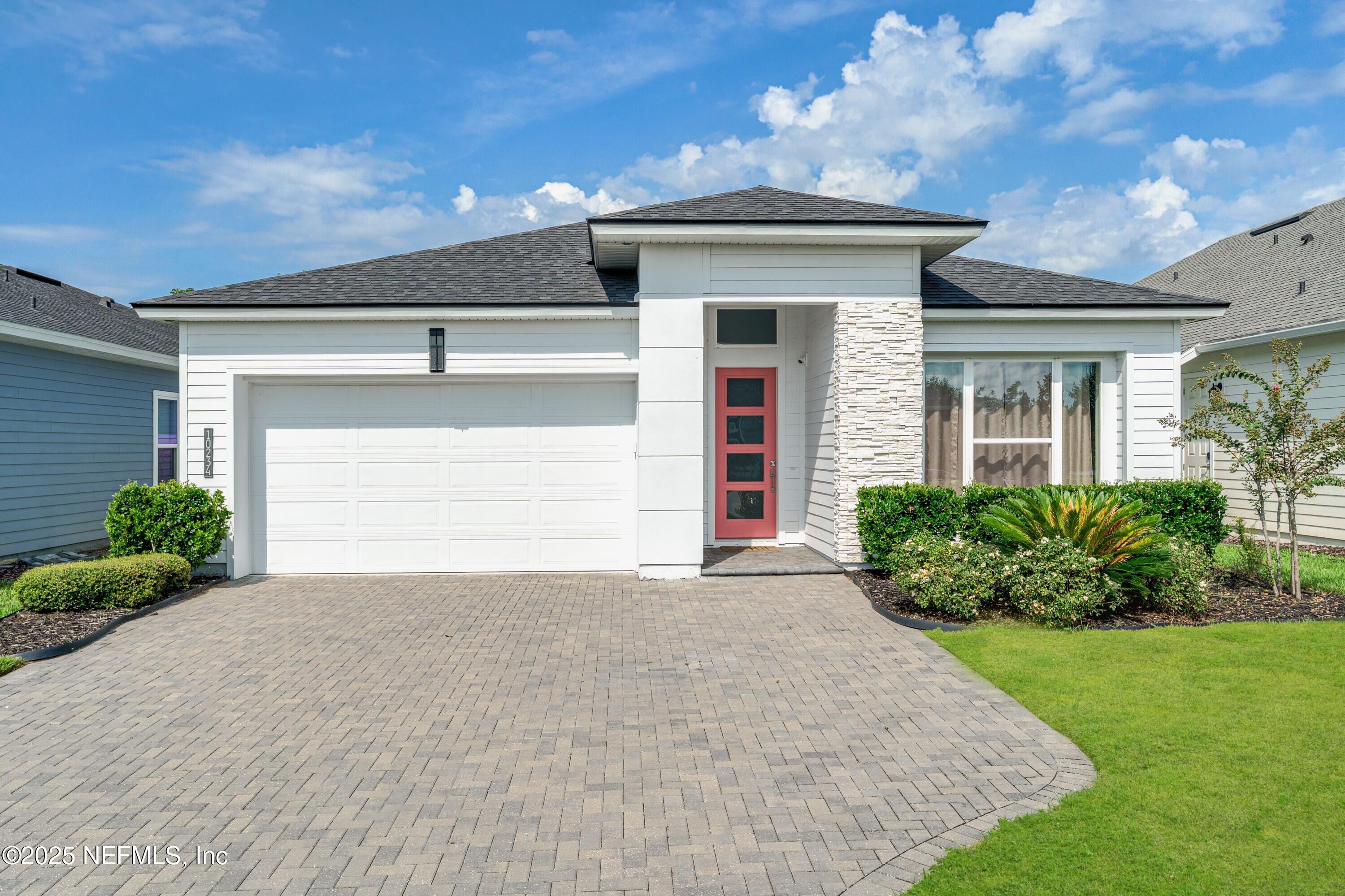 10234 Fulcrum Ave-03