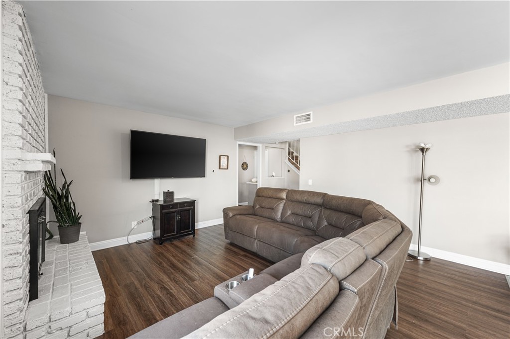 44028 Halcom Avenue Lancaster, CA 93536 - Photo 13 of 32