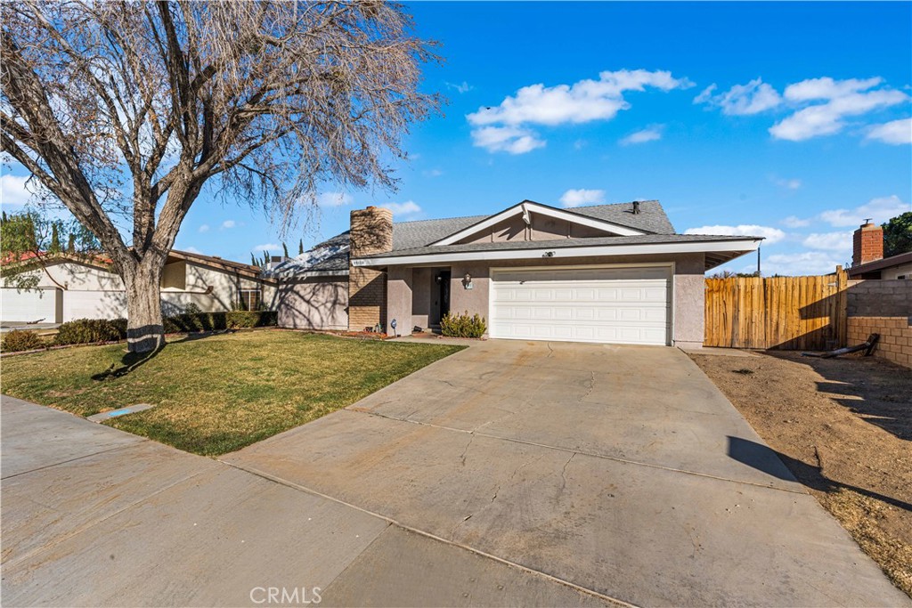 44028 Halcom Avenue Lancaster, CA 93536 - Photo 2 of 32