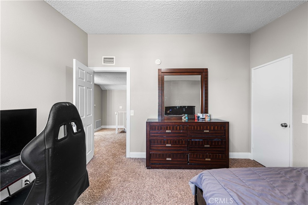 44028 Halcom Avenue Lancaster, CA 93536 - Photo 23 of 32