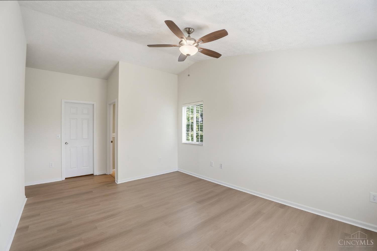 7372 Ridgepoint Drive, Unit 10 Cincinnati, OH 45230 - Photo 22 of 42