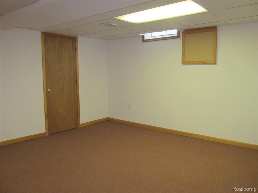 5260 Inverrary Lane Commerce Township, MI 48382 - Photo 20 of 24 Finished Lower Level