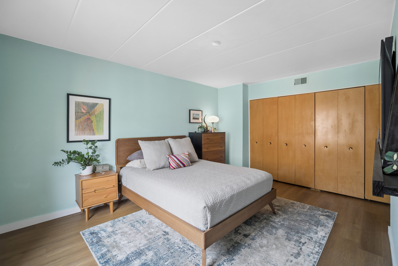 900 South River Road, Unit 4B Des Plaines, IL 60016 - Photo 18 of 23 Gallery Image 18