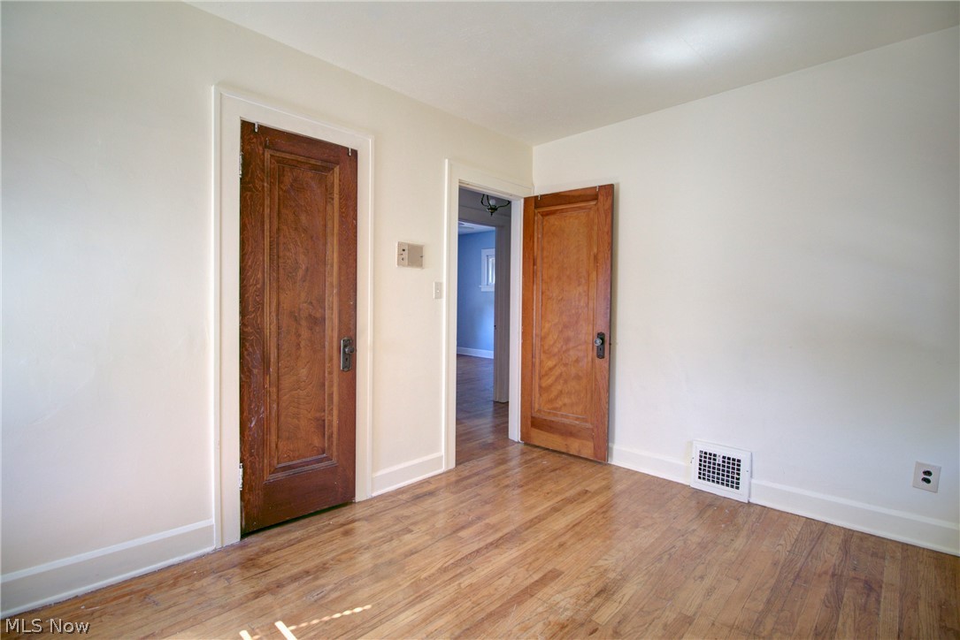 7702 Jameson Road Parma, OH 44129 - Photo 18 of 30