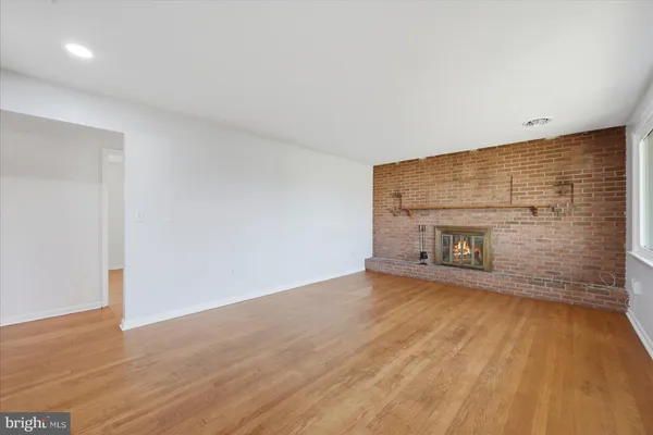 $2,000 | 210 Stafford Drive, Winchester, VA 22602