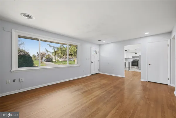 $2,000 | 210 Stafford Drive, Winchester, VA 22602