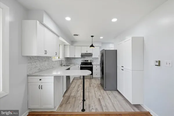 $2,000 | 210 Stafford Drive, Winchester, VA 22602