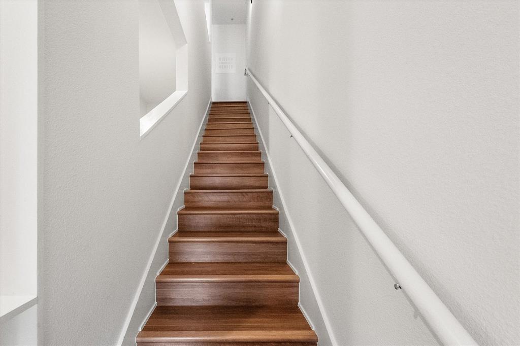 6907 Sumner Street The Colony, TX 75056 - Photo 9 of 35