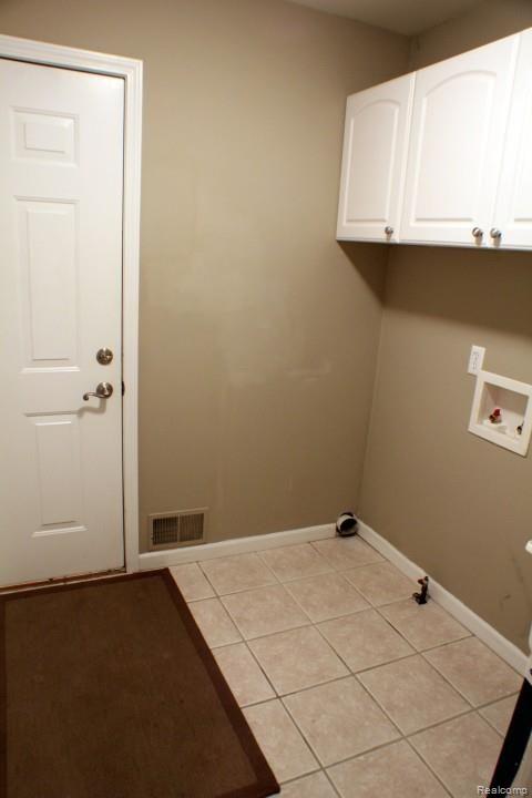 2795 Pembroke Road Birmingham, MI 48009 - Photo 21 of 24 Laundry Room.jpg