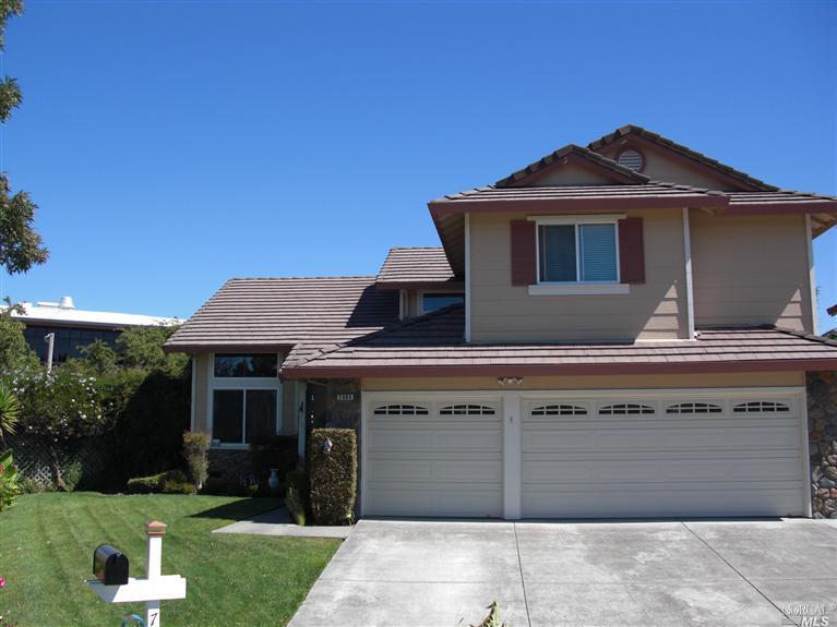 7305 Roxanne Lane Rohnert Park, CA 94928 - Photo 1 of 1 a front view of a house with a yard