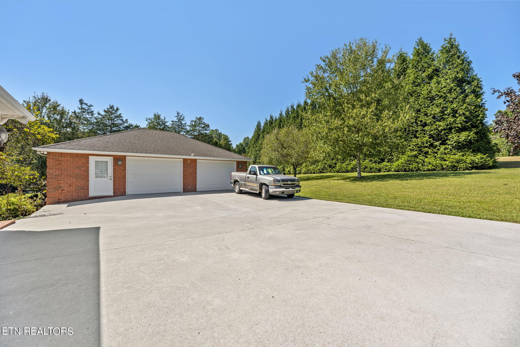 109 Dairy Pond Road Norris, TN 37828 - Photo 43 of 43 43-web-or-mls-DryPnd109 (36)