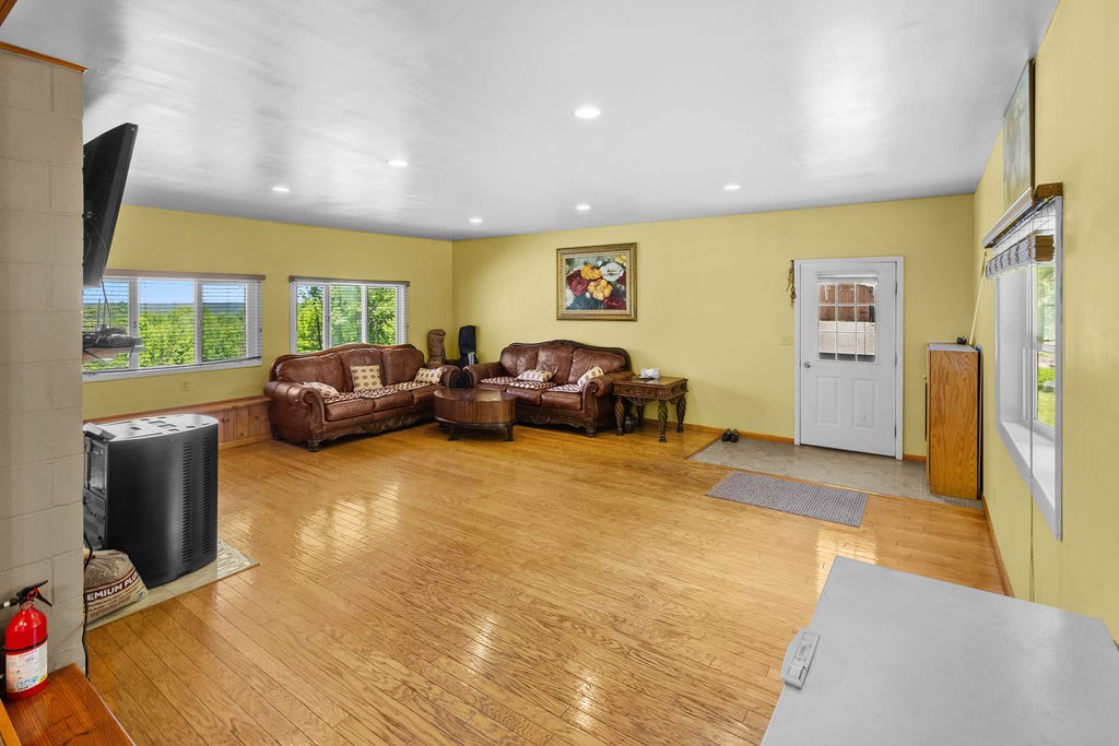 415 Cape Horn Road Gilboa, NY 12167 - Photo 20 of 38 living room