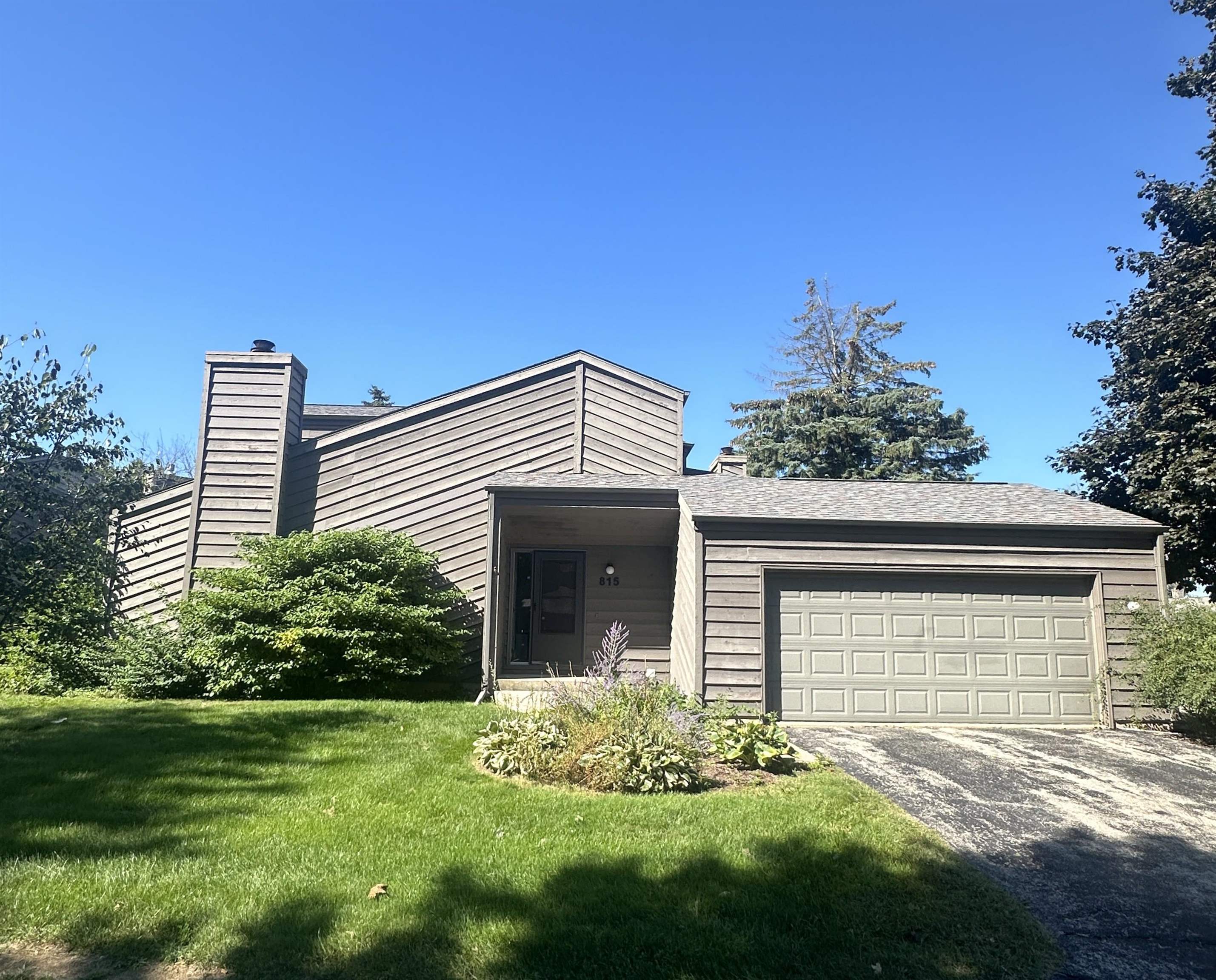 815 East Windfield Place Appleton, WI 54911 - Photo 1 of 1 Gallery Image 1