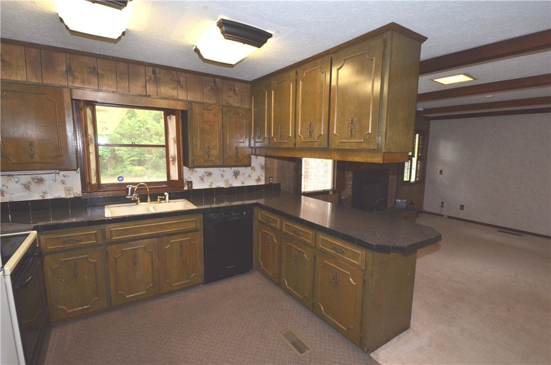 805 South Dean Road Auburn, AL 36830 - Photo 15 of 31 Gallery Image 15