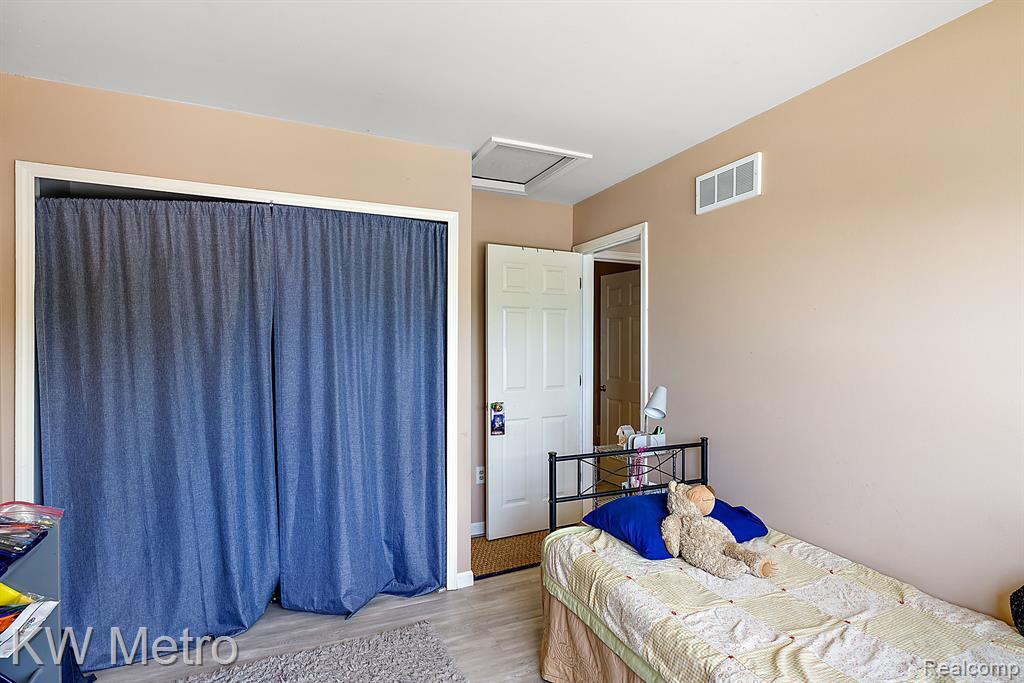 519 Bolinger Street Rochester Hills, MI 48307 - Photo 43 of 49