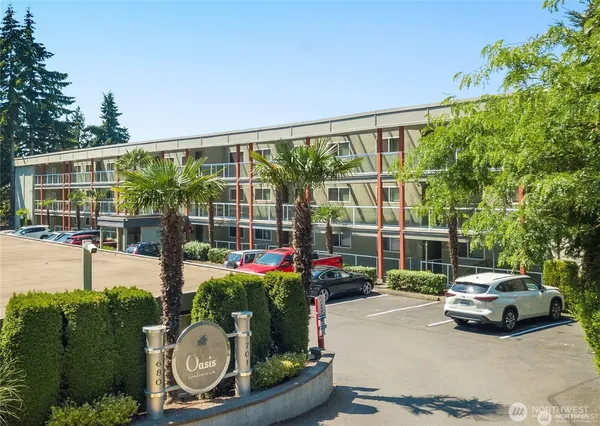 $2,800 | 701 122nd Avenue Northeast, Unit 102, Bellevue, WA 98005