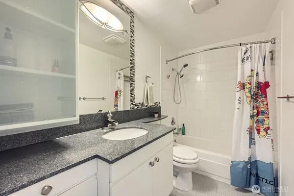 $2,800 | 701 122nd Avenue Northeast, Unit 102, Bellevue, WA 98005