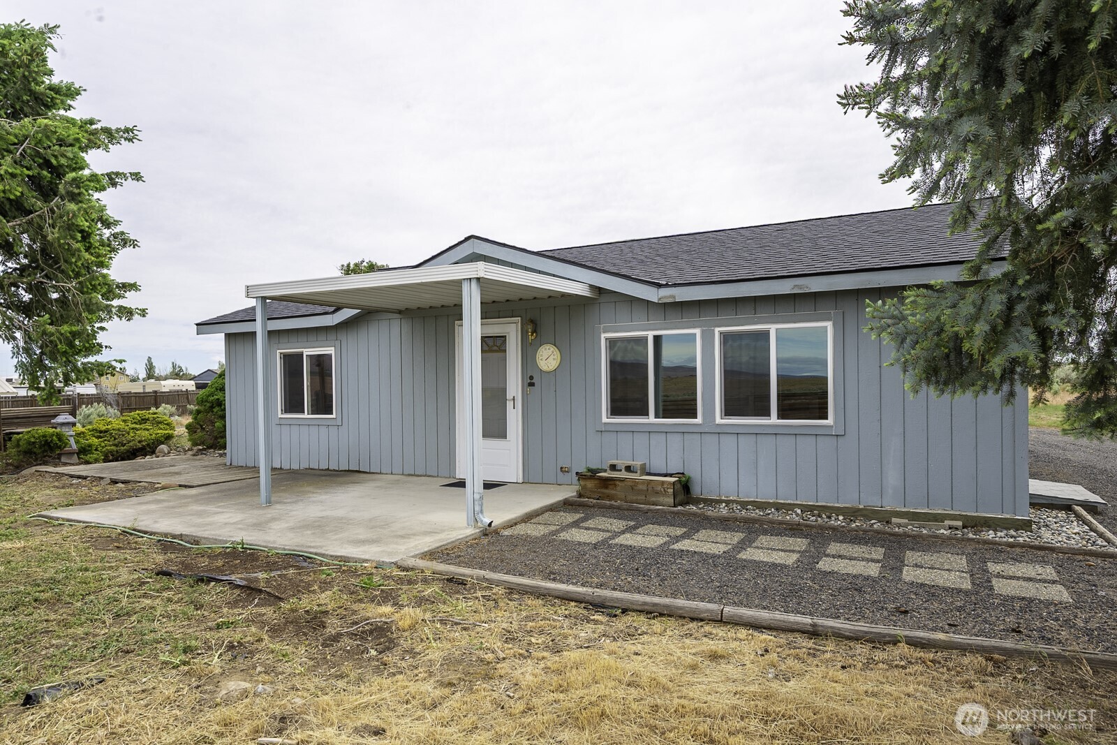 11397 Dodson Road Northwest Ephrata, WA 98823 - Photo 6 of 40