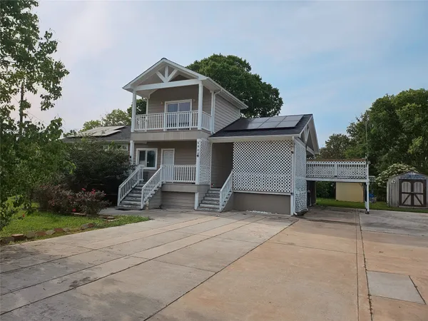 $375,000 | 5821 Woodview Drive, Humble, TX 77396