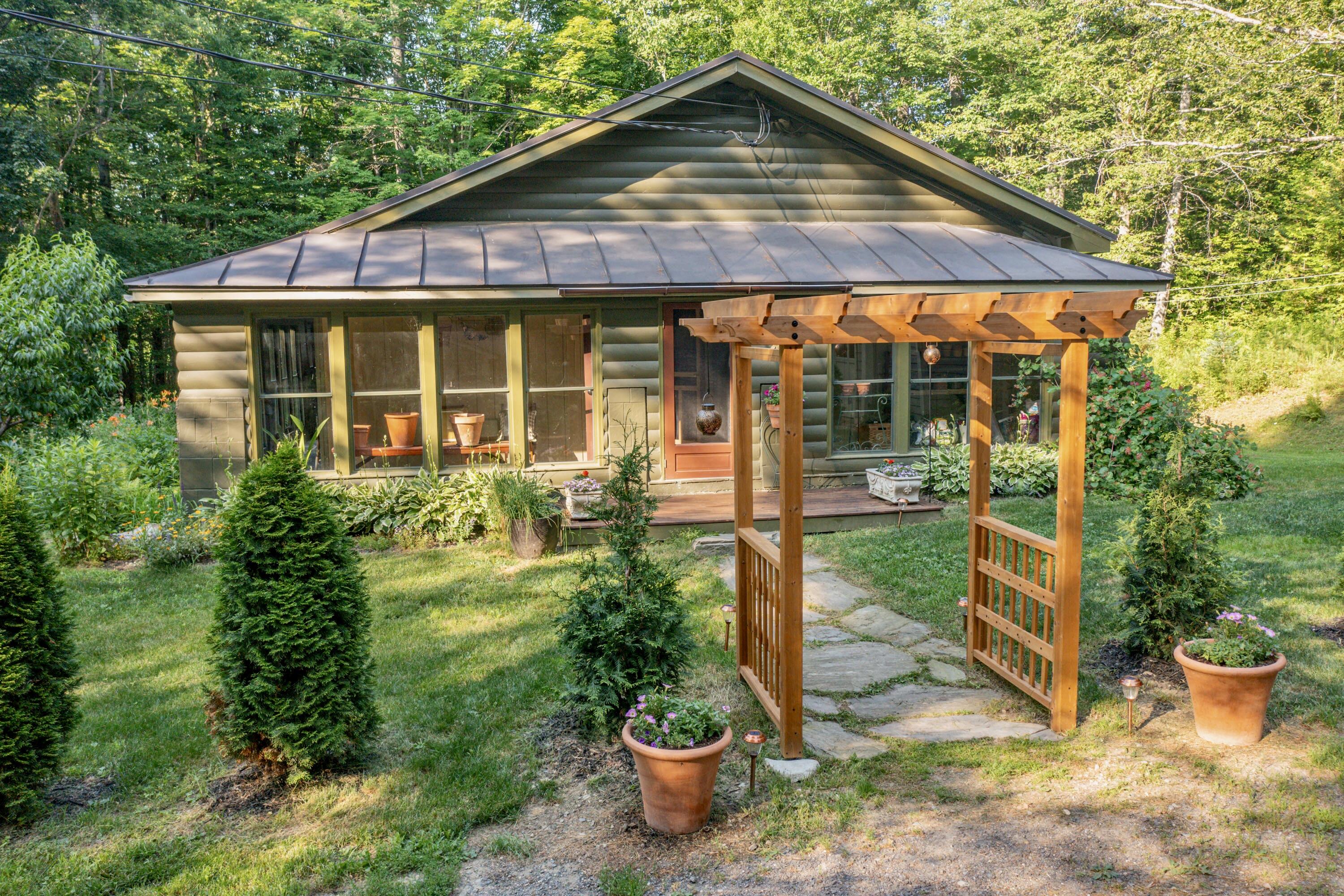 183 Pitcher Road Belfast, ME 04915 - Photo 1 of 65 4016