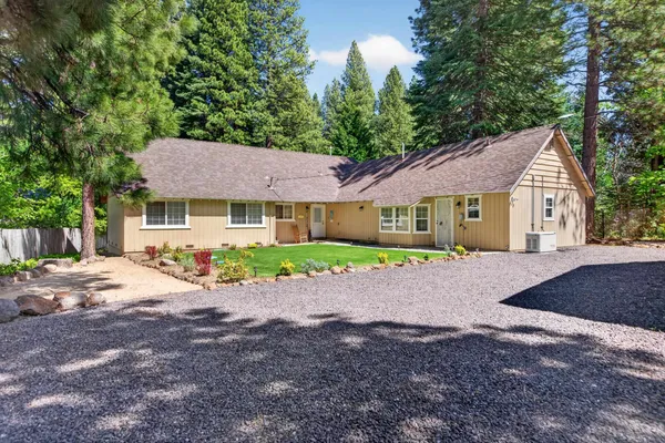 $837,000 | 1108 Peninsula Drive, Lake Almanor, CA 96137