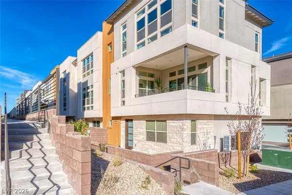 $2,700 | 639 Grey Saker Street, Las Vegas, NV 89138