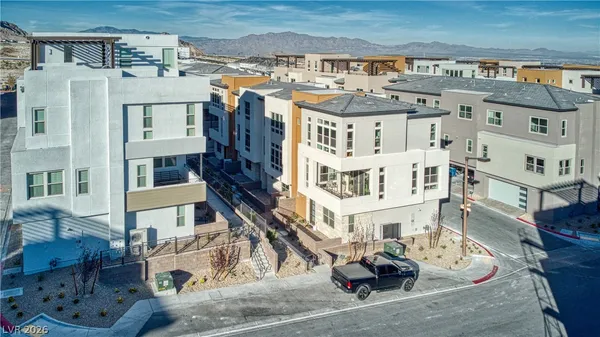 $2,700 | 639 Grey Saker Street, Las Vegas, NV 89138