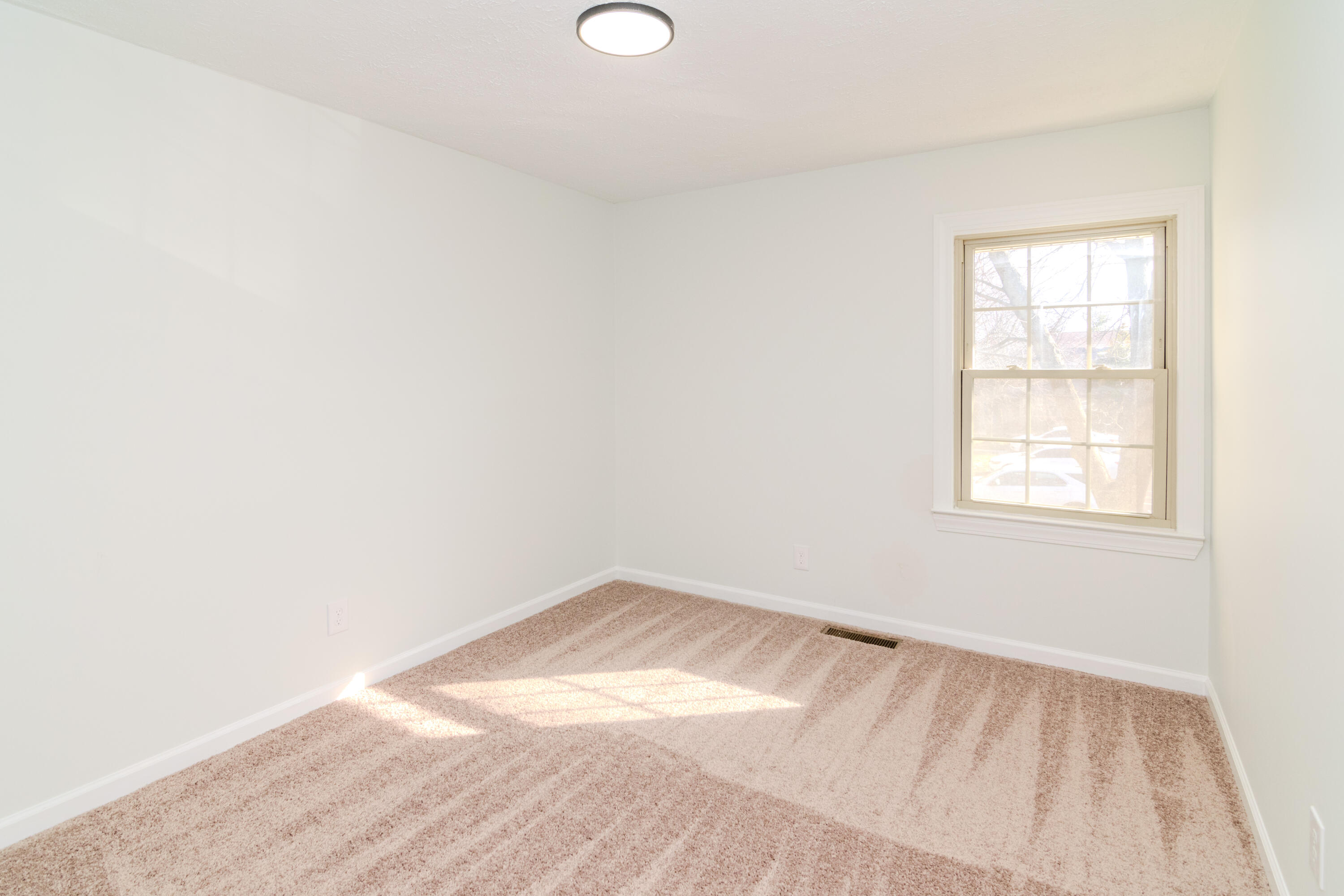 155 Regency Point Path Lexington, KY 40503 - Photo 21 of 35 155RegencyPoint-0083