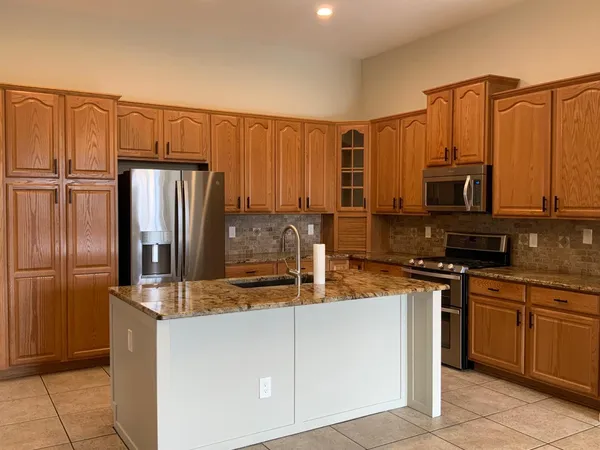 $3,000 | 20953 North 79th Drive, Peoria, AZ 85382