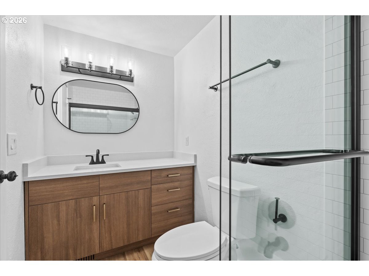 404 Southwest Riverview Avenue Gresham, OR 97080 - Photo 14 of 41