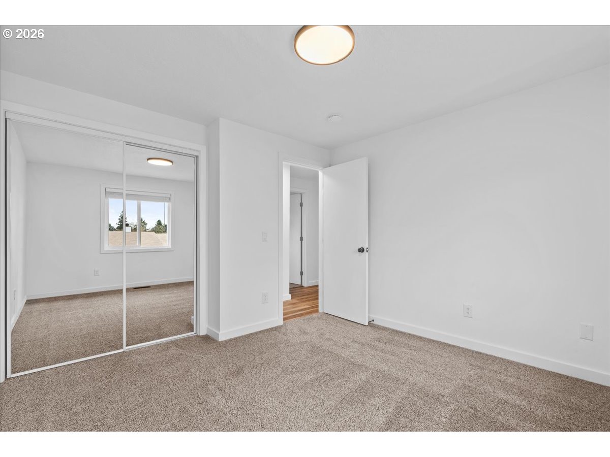 404 Southwest Riverview Avenue Gresham, OR 97080 - Photo 19 of 41