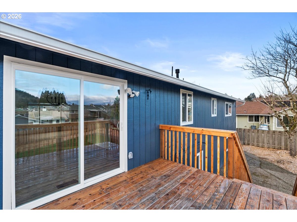 404 Southwest Riverview Avenue Gresham, OR 97080 - Photo 33 of 41