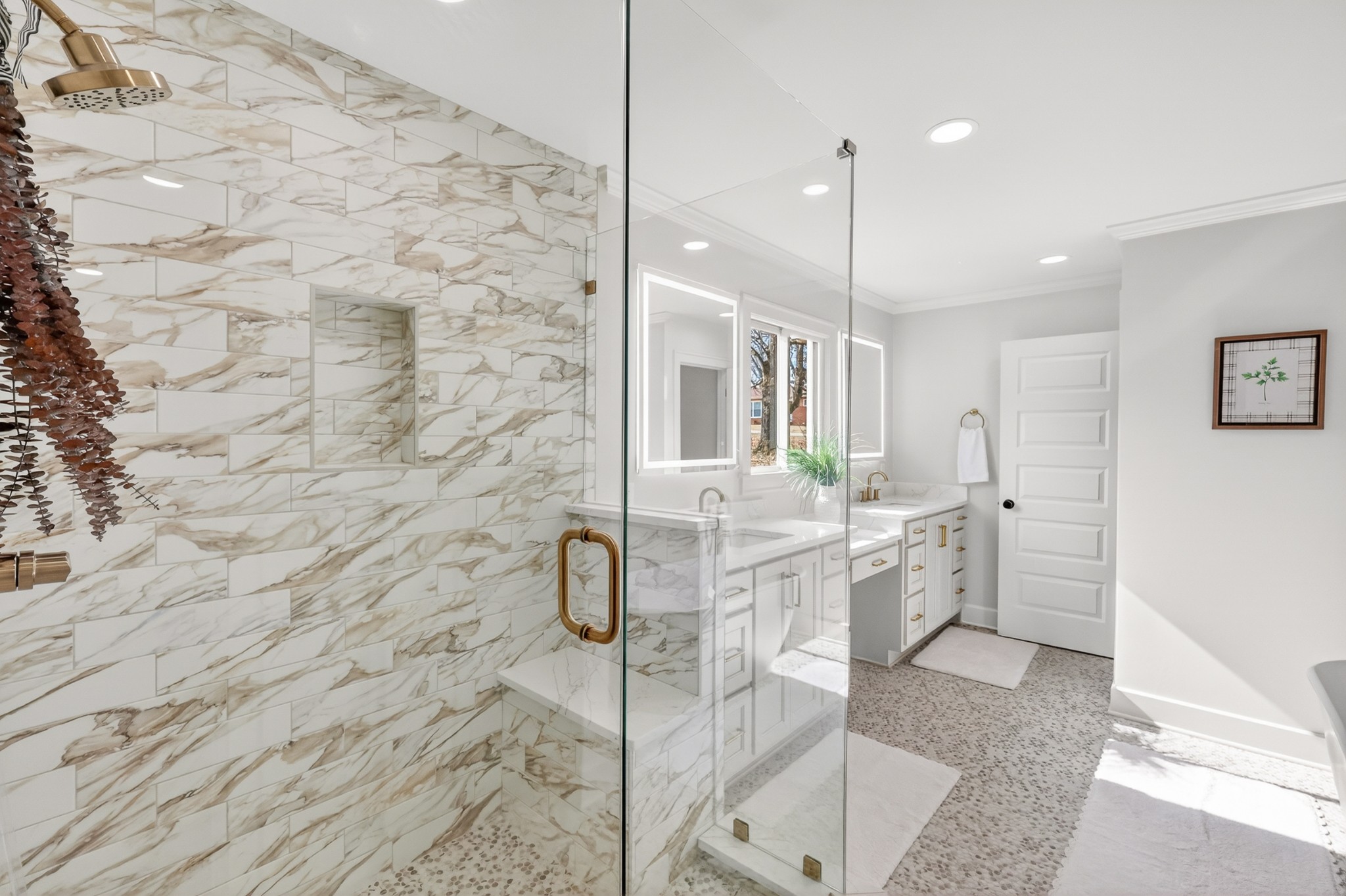 91 Country Club Terrace Winchester, TN 37398 - Photo 32 of 74 a bathroom with a shower